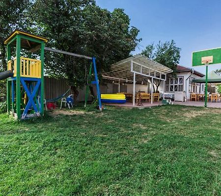 Village Rooms Guesthouse Ivanovka Ngoại thất bức ảnh